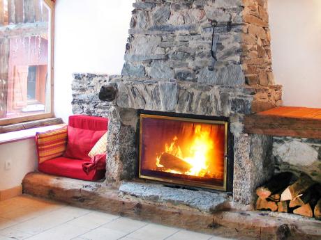 Chalet Coeur du Paradis - Kamin