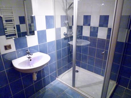 Chalet Châtel CBN01 - Badezimmer