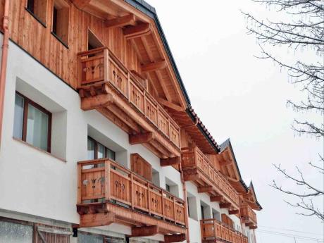 Emma-Außen-Balkon-B
