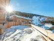 Chalet Pure Diamond - Blick zum Skilift