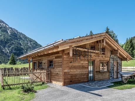 Lech-Chalet Hund