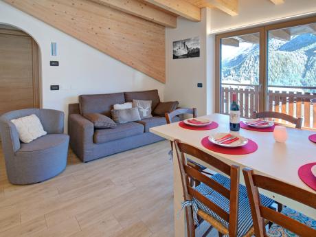 El Tobia Mountain Chalet - Wohnraum