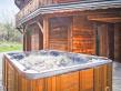 Chalet Lea - Jacuzzi ©Rich Roberts