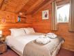 Chalet Lea - bedroom ©Rich Roberts