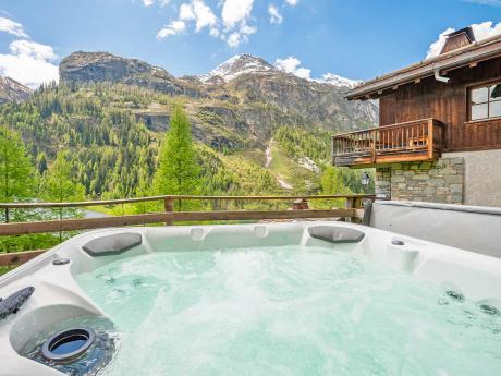 Chalet Josephine - Außen-Whirlpool