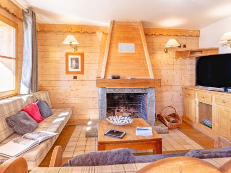 Chalet de l'Altiport P12 sup. - Wohnraum - @Art Prism