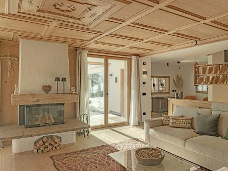 Carezza Dolomiti Chalet Kamin B