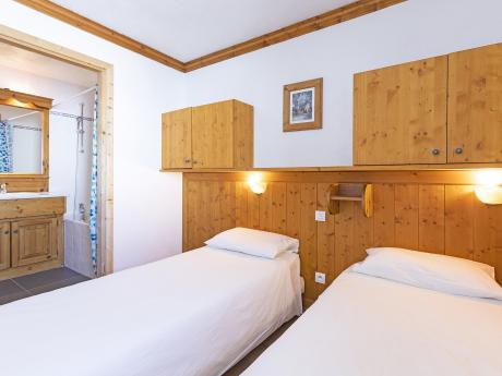 Chalet des Neiges - P12 - Schlafzimmer - © Manu Reyboz