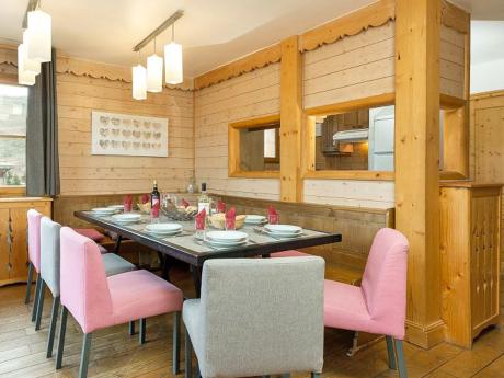 Chalet de l'Altiport P12 - Essbereich